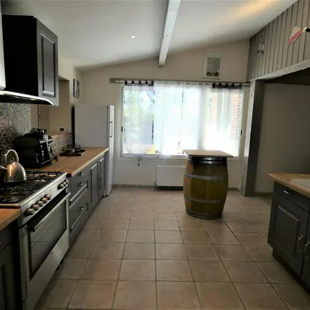 Léon, 7 Pièces, 15 Personnes - Fr-1-360-481 Сasa de vacaciones Léon